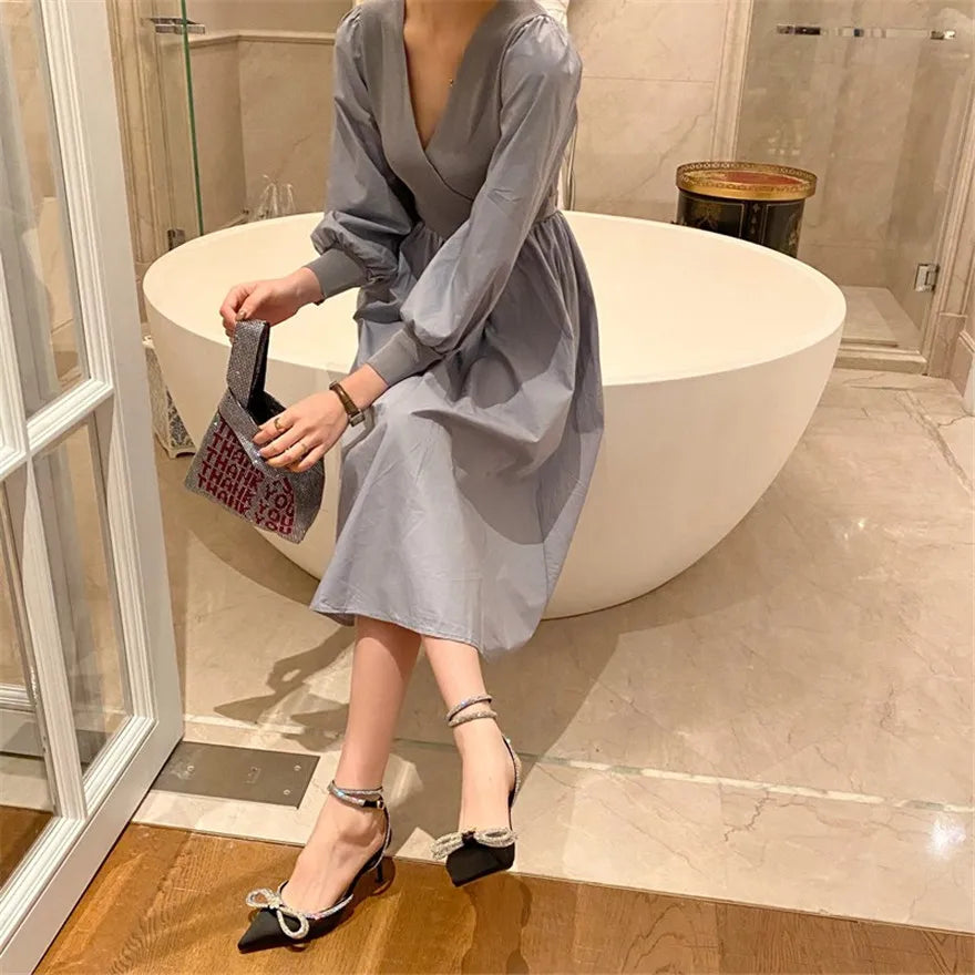 Mode diamant nœud papillon femmes sandales 2026 coréen pointu cristal boucle noir rose soie robe de soirée de mariage dame chaussures à talons hauts