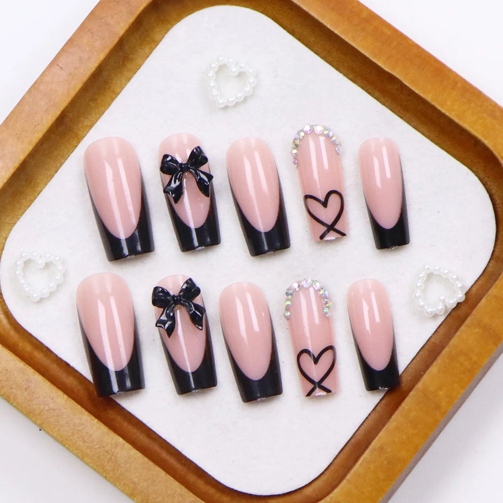 Faux ongles moyens avec pendentif à nœud 3d, 96 pièces, ongles acryliques en forme de cœur, strass, ongles pour femmes entièrement coupés