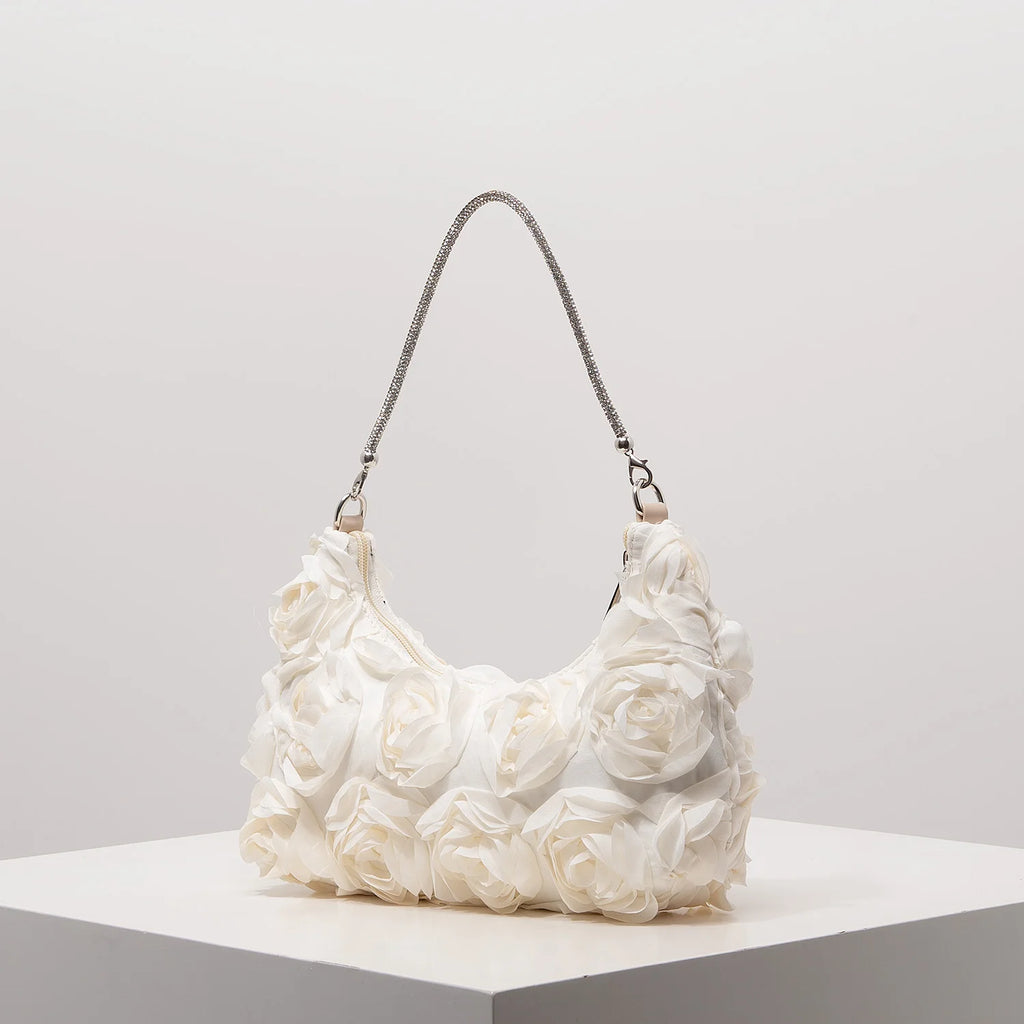 Sac à bandoulière à motif floral, idéal pour les femmes élégantes. Parfait pour les soirées de gala, les fêtes, les bals de fin d’année, les mariages et autres occasions spéciales.