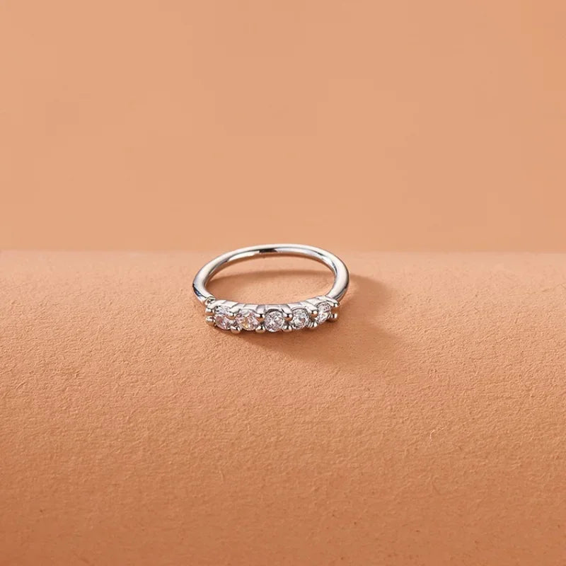Anneaux de nez en Zircon miniatures à une rangée pour femmes, perceuse Fine exquise avec ouverture de perceuse, faux Piercing de nez, bijoux