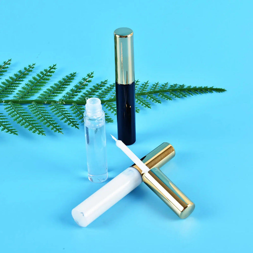 Colle transparente pour faux cils 5 ml, séchage rapide, waterproof et longue tenue, pour une fixation fiable et confortable des faux cils.