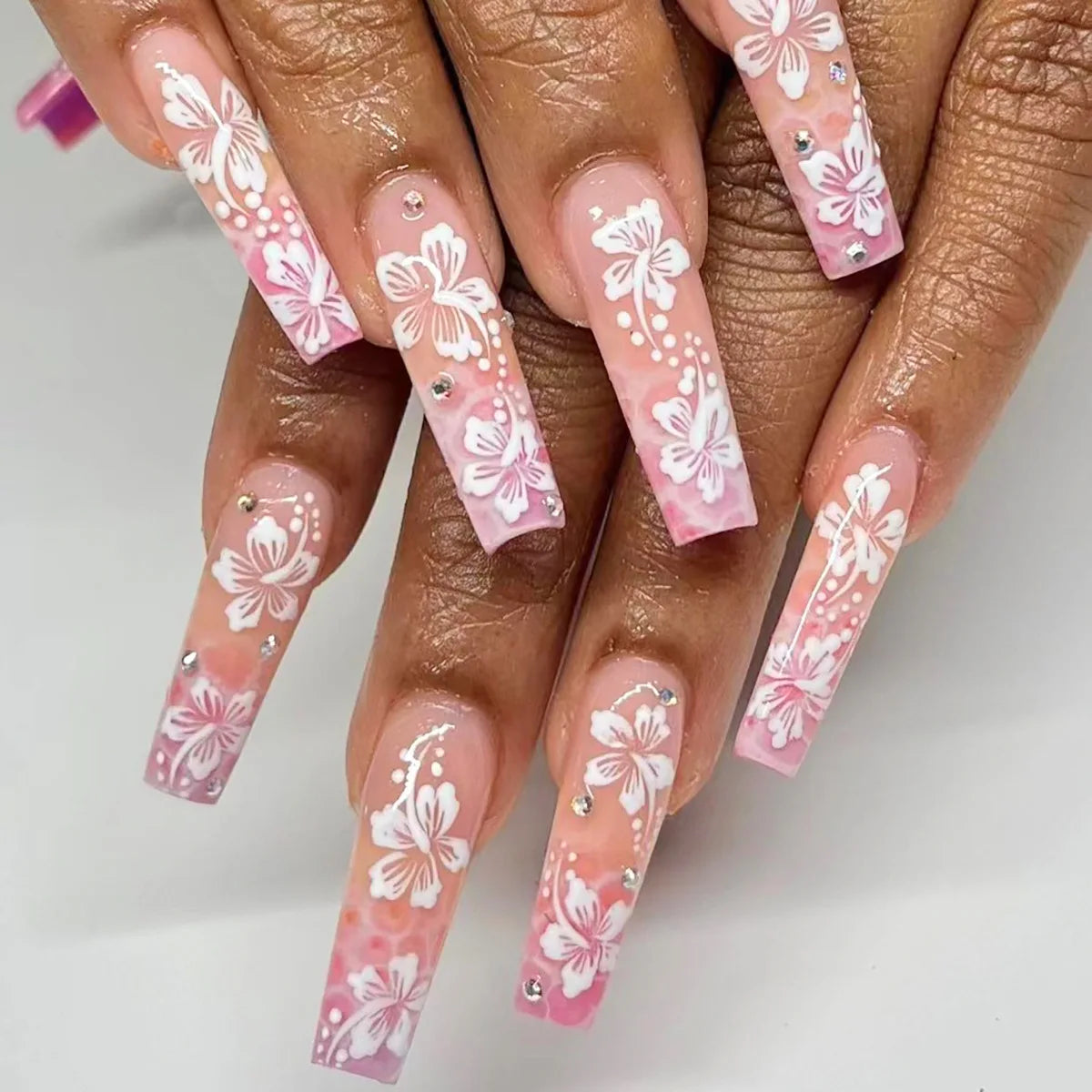 24 faux ongles longs carrés à presser, motif léopard, design cerise 3D, strass, couvrance totale, prêts à poser
