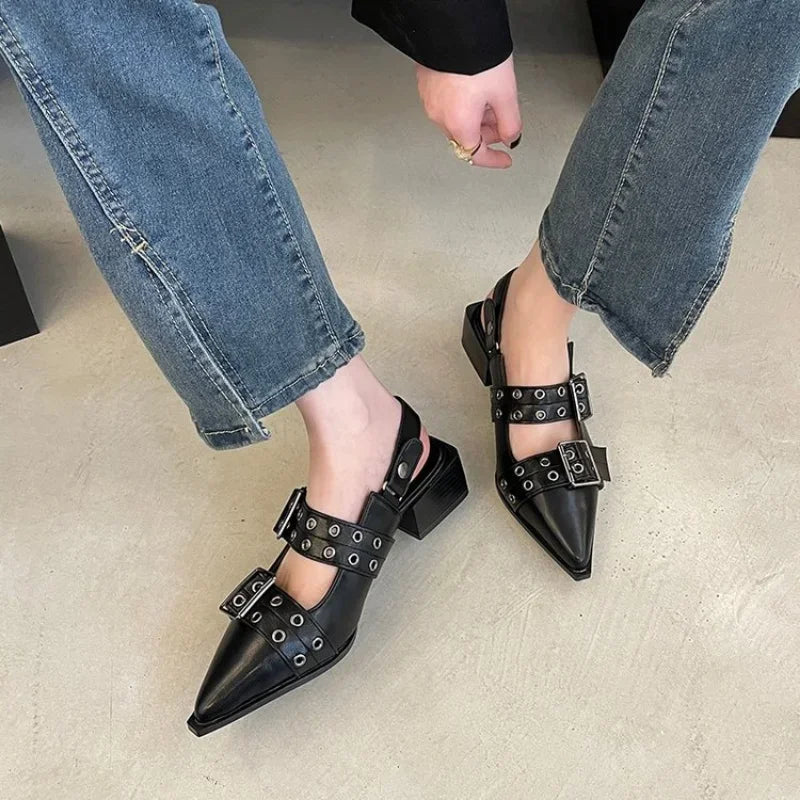 Sandales pour femmes femmes pointu Rivet chaussures simples 2025 été ballerines antidérapantes femmes plate-forme femmes sandales Zapatos De Mujer