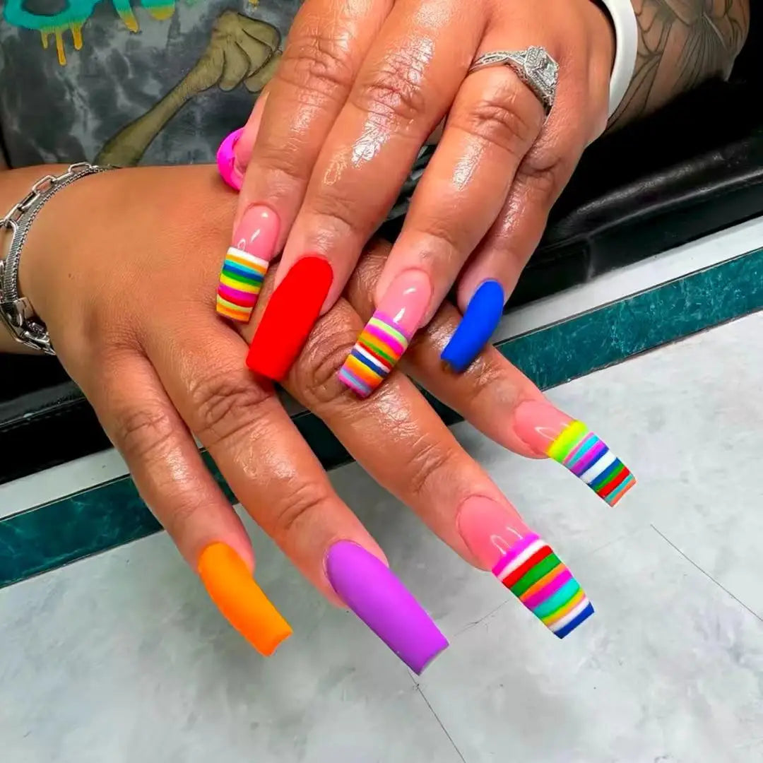 Faux ongles longs et courbés rouge vif, 20 pièces, amovibles, patchs de manucure, charmes, couverture complète, en acrylique, à presser, pour femmes