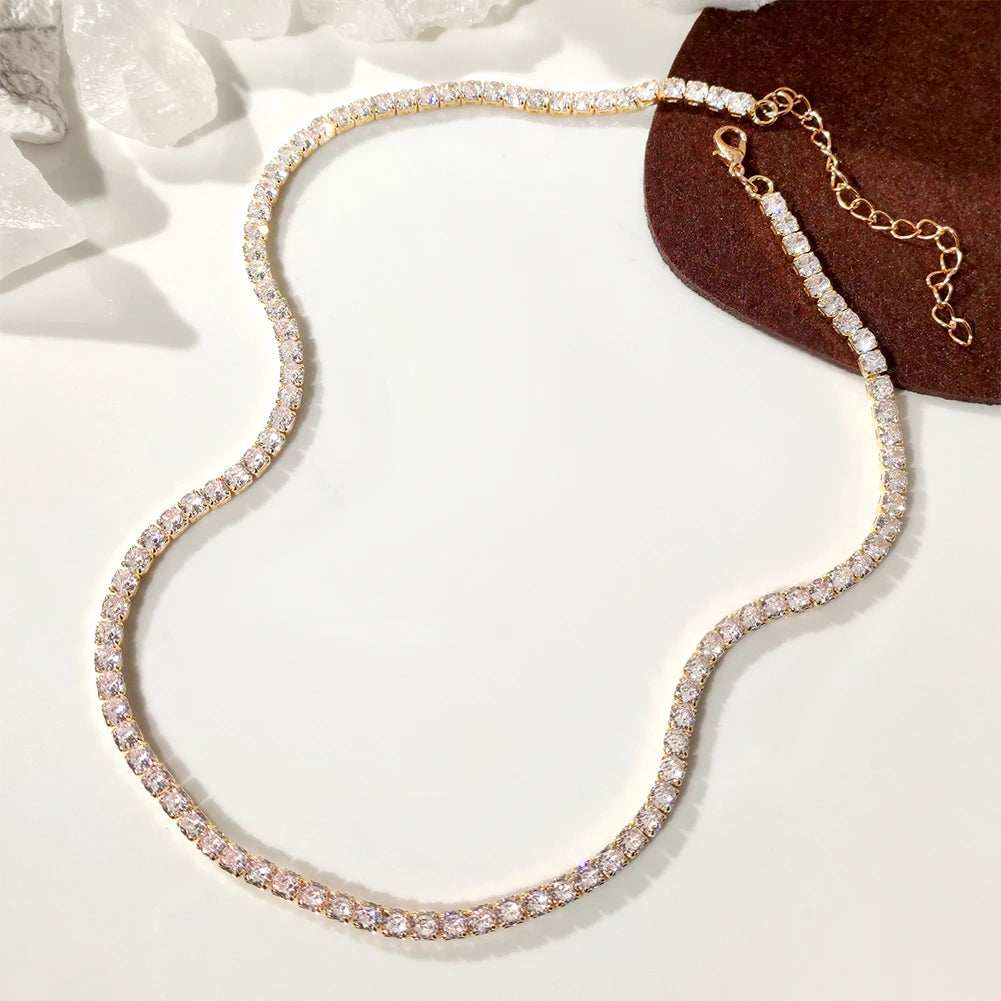 Collier avec lettre initiale en écriture cursive sertie de zircones cubiques (CZ) – Bijou style Hip-Hop couleur or ou argent, pendentif alphabet de A à Z, collier tendance et élégant.