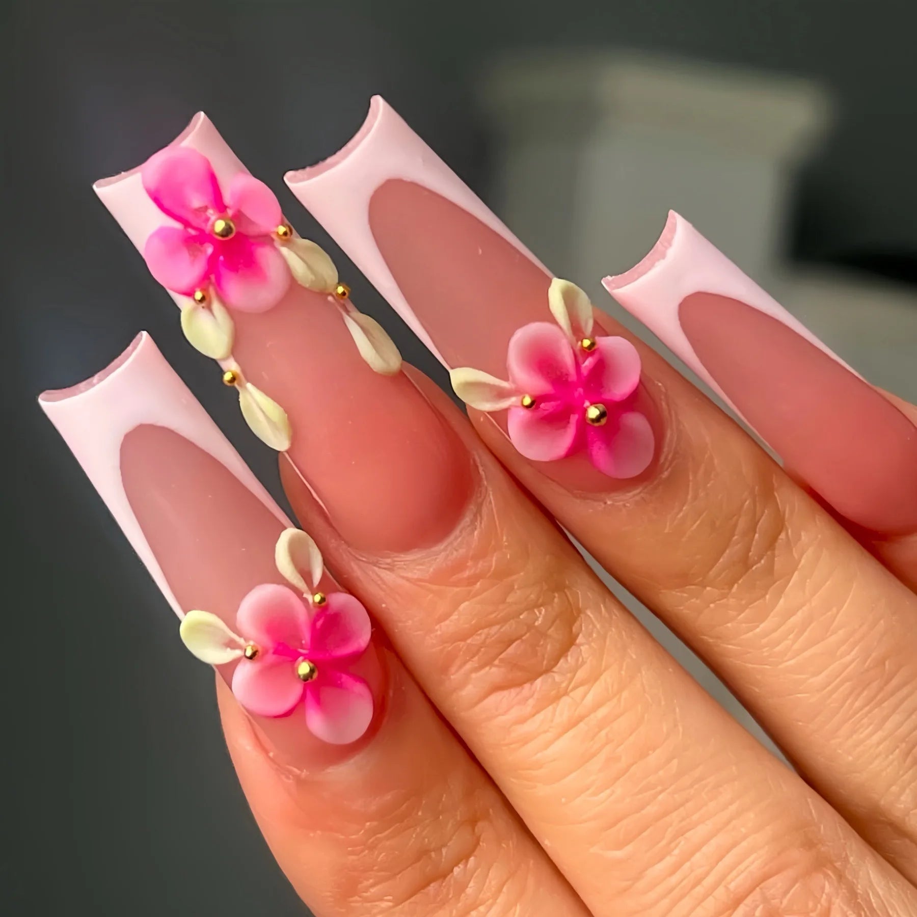 24 faux ongles longs carrés à presser, motif léopard, design cerise 3D, strass, couvrance totale, prêts à poser