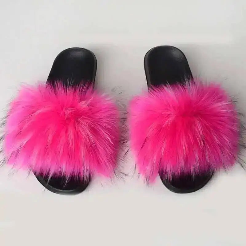 Chaussons d’été pour femme, mules fourrées d’intérieur. Tongs plates en peluche, sandales confortables et moelleuses pour femme, chaussures d’intérieur décontractées et douces pour la maison.