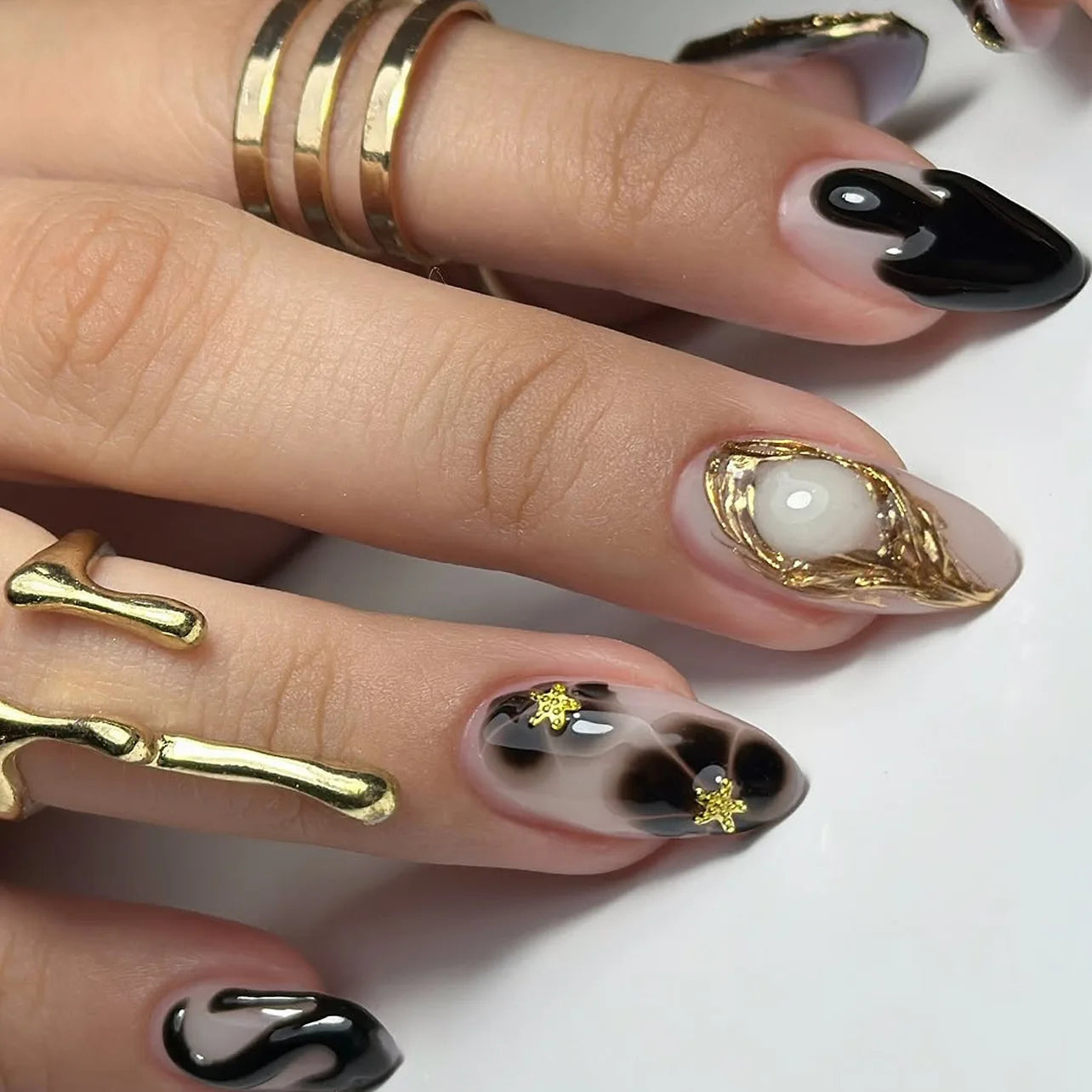 24 pièces de faux ongles à fleurs, style tendance, avec effet dégradé jaune et rose. Ongles portables à couverture complète, forme amande , à poser directement (Press-On Nails).