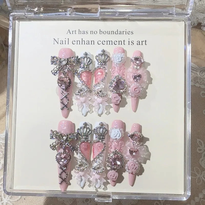 Nouveaux faux ongles à presser Y2K Spice Girls Punk Metal 3D faits main, longs, forme cercueil et stiletto, avec motifs fleurs, cœur de chat, diamant et nœud métallique