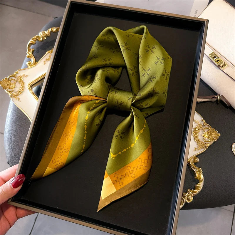 Écharpe Pashmina en soie imprimée pour femmes, châle carré, bandeau décoratif, Design de luxe, Bandana, nouvelle mode 70x70cm, 2026