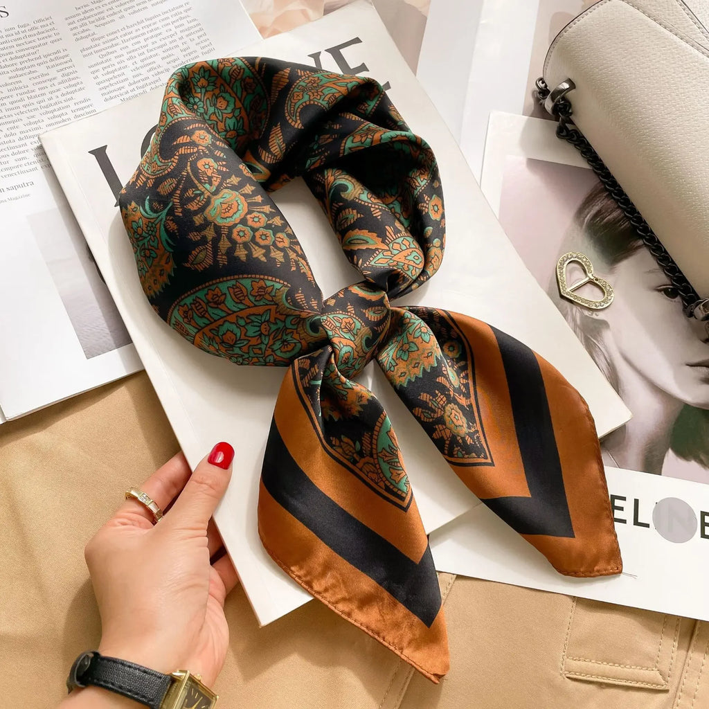 Écharpe Pashmina en soie imprimée pour femmes, châle carré, bandeau décoratif, Design de luxe, Bandana, nouvelle mode 70x70cm, 2026