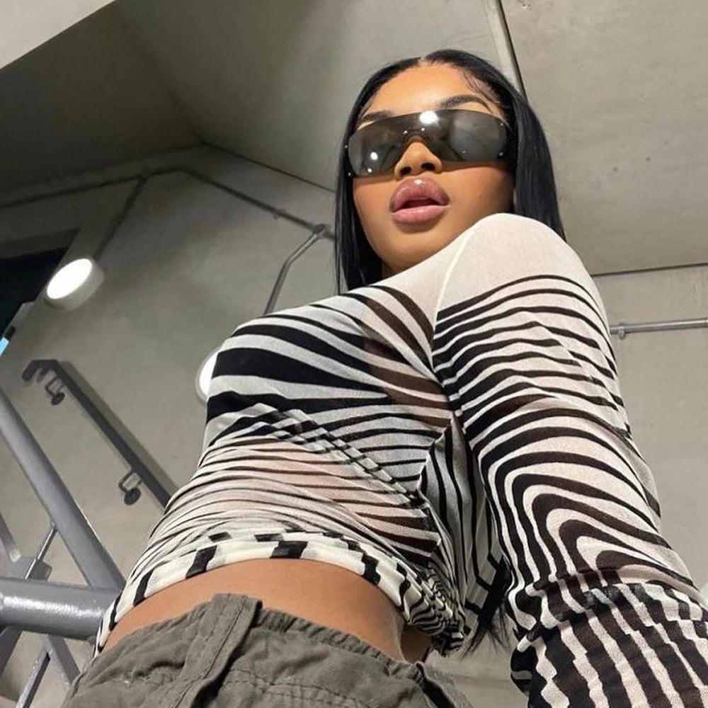 Lunettes de soleil Hip Hop irrégulières uniques pour femmes nouvelle marque rayure jambe Arc Cool lunettes de soleil hommes Vintage gothique nuances lunettes