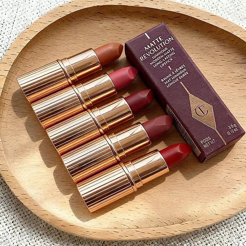 Charlotte Tilbury CT Masque réparateur hydratant pour les lèvres, baume éclaircissant et exfoliant pour les lèvres, rouge à lèvres solide effet gelée, gloss à lèvres
