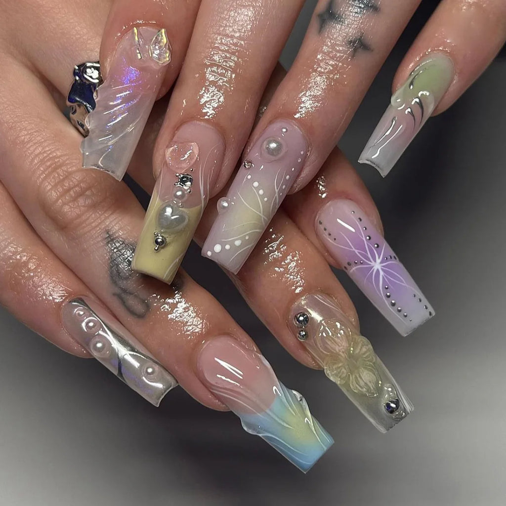 24 pièces – faux ongles longs carrés style français, design cœur 3D, ongles press-on avec strass, motif décoratif, faux ongles portables pour nail art