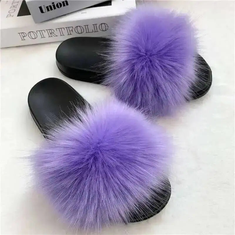 Chaussons d’été pour femme, mules fourrées d’intérieur. Tongs plates en peluche, sandales confortables et moelleuses pour femme, chaussures d’intérieur décontractées et douces pour la maison.