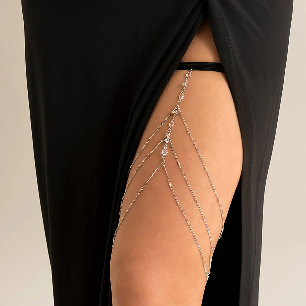 Chaîne de cuisse élastique bohème avec cristaux pour femmes, été, plage, sexy, à pampilles, multi-couches, ajustable, bijou de corps pour décorer une tenue.