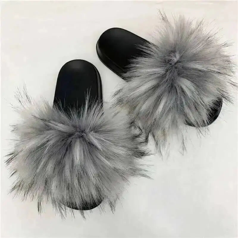 Chaussons d’été pour femme, mules fourrées d’intérieur. Tongs plates en peluche, sandales confortables et moelleuses pour femme, chaussures d’intérieur décontractées et douces pour la maison.