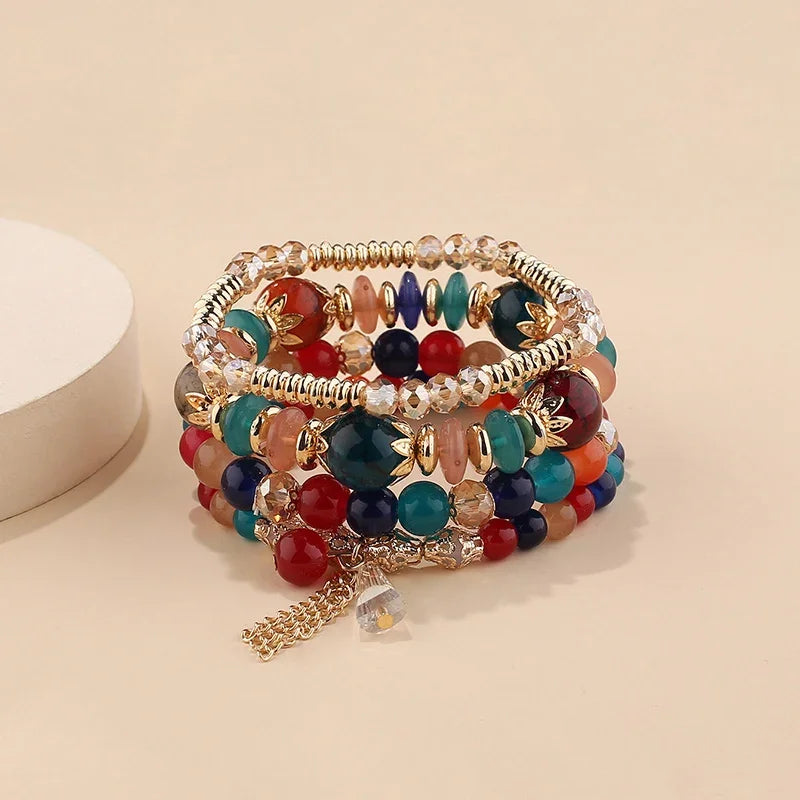Ensemble de 4 bracelets empilables bohèmes , avec perles en verre, bracelets extensibles à plusieurs rangs avec breloques, bijoux de mode pour femmes.