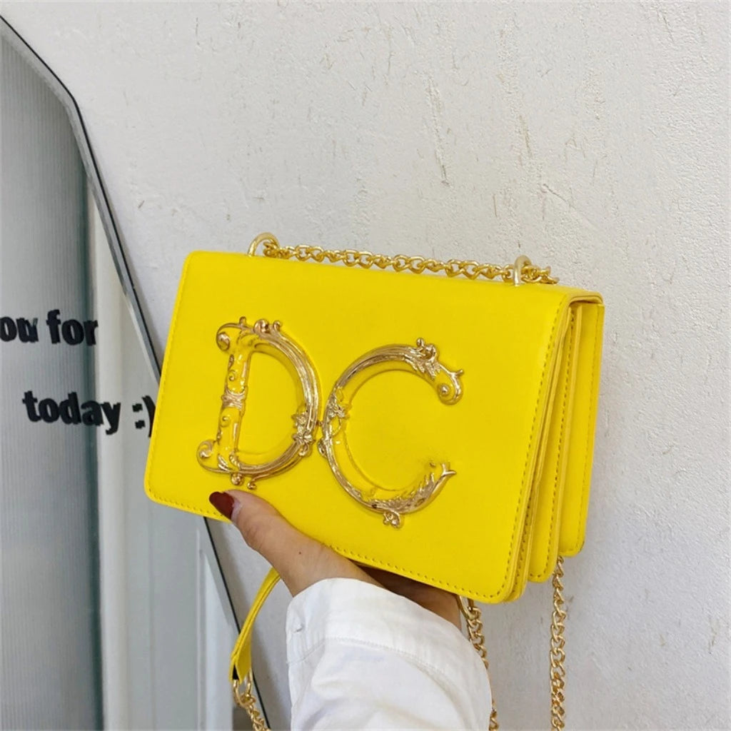 Nouvelle Édition 2026 – Sac Femme Couleur Unie avec Chaîne Lettres – Sac Bandoulière Polyvalent Tendance