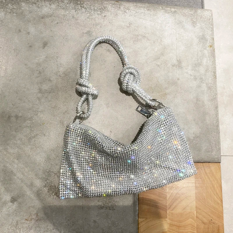 Sac à bandoulière type hobo de créateur de luxe, fait main, sac de soirée/clutch brillant avec strass, pochette en cristal, sac à main et sac hobo.