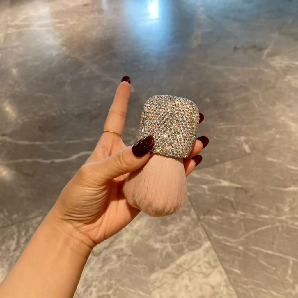 Pinceau de maquillage de luxe avec strass scintillants, pinceau à poudre rose super doux, pinceau Kabuki portable pour blush et bronzer, Glam Cosmet