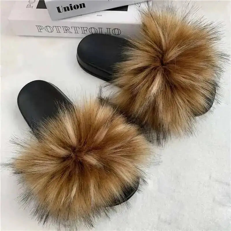 Chaussons d’été pour femme, mules fourrées d’intérieur. Tongs plates en peluche, sandales confortables et moelleuses pour femme, chaussures d’intérieur décontractées et douces pour la maison.