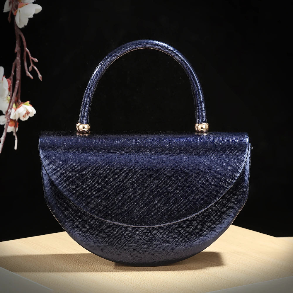 Cadeau de Saint-Valentin, petit sac de soirée carré au design simple, pochette à clous en diamant, adapté aux fêtes et aux mariages