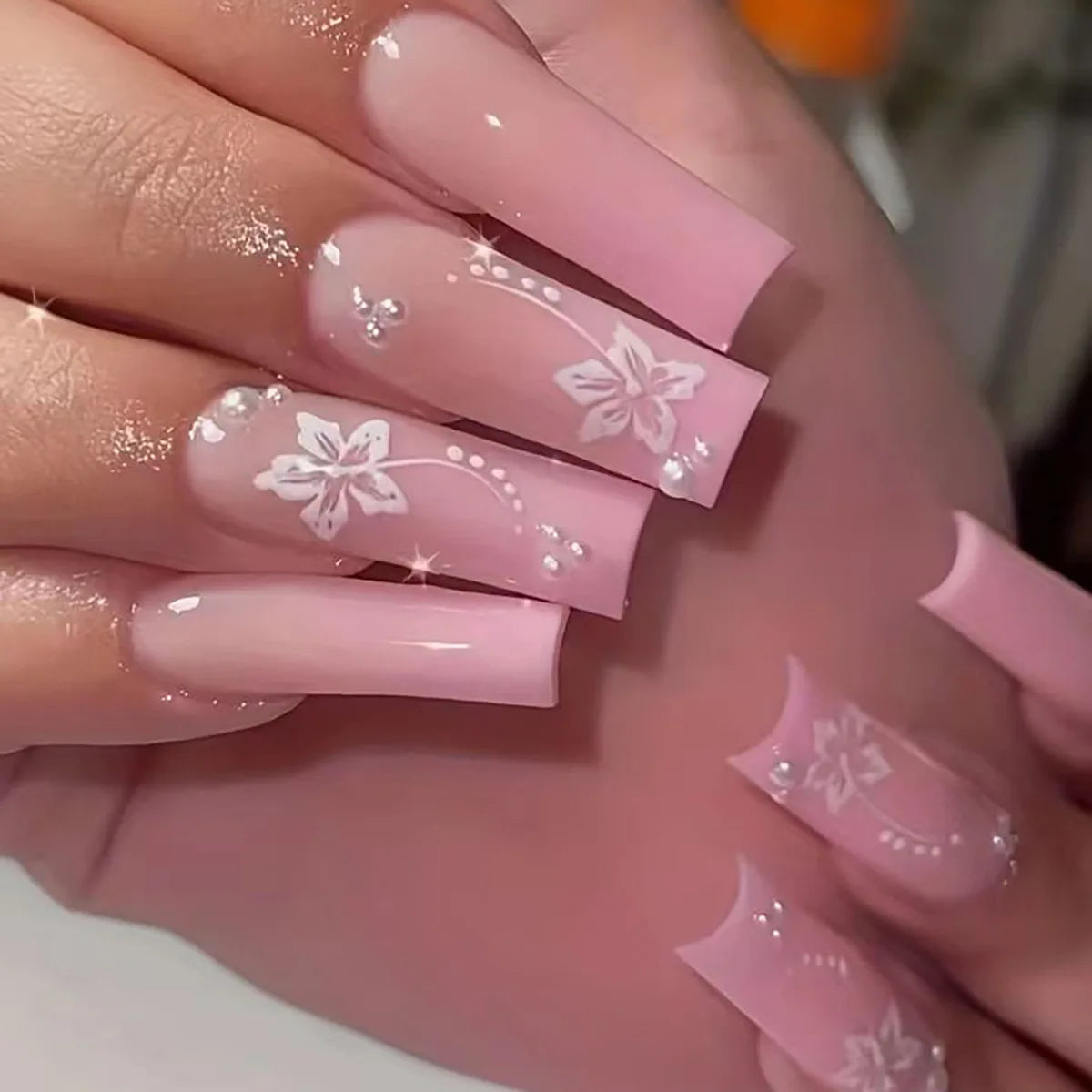 24 faux ongles longs carrés à presser, motif léopard, design cerise 3D, strass, couvrance totale, prêts à poser
