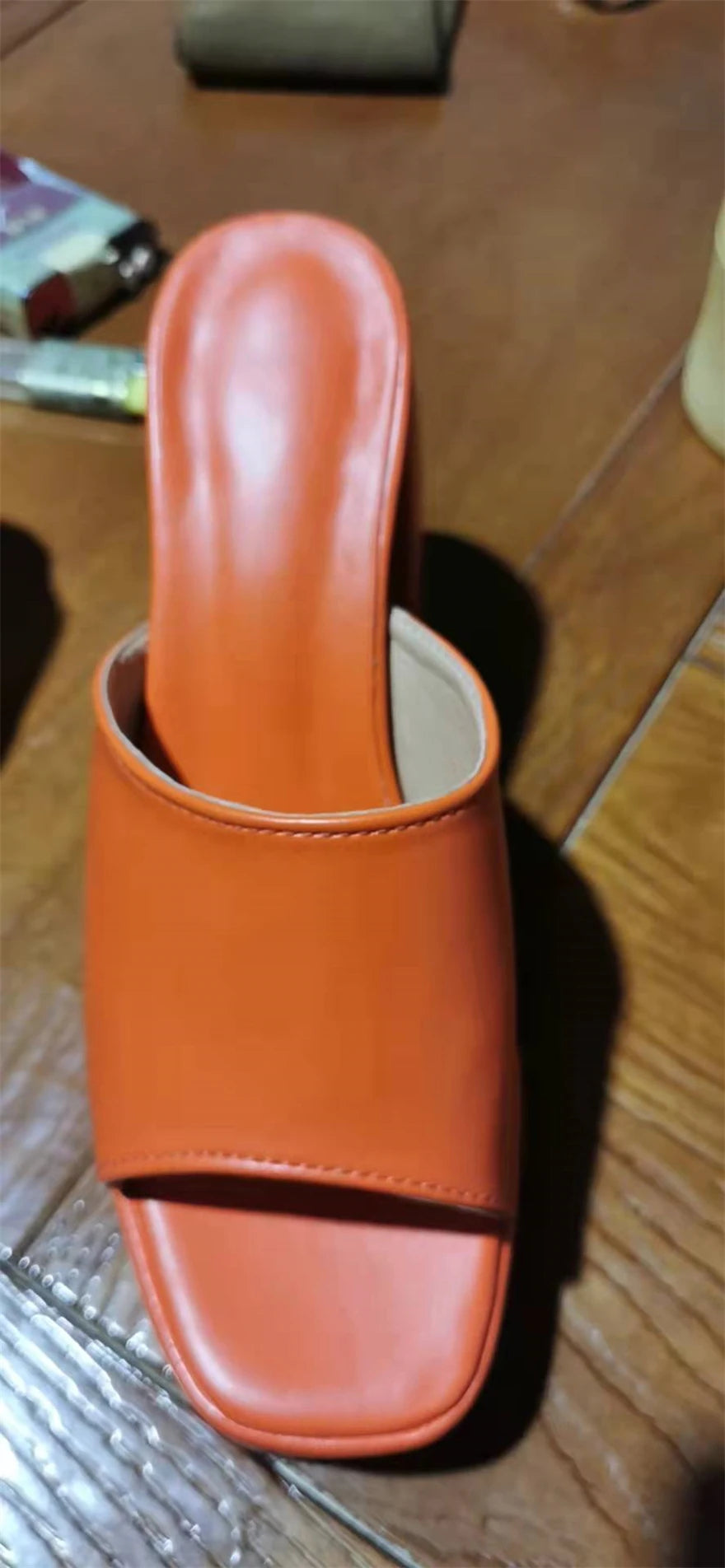 Sandales à plateforme pour femme disponibles en 5 couleurs, chaussons de plage en cuir souple à talon épais, chaussures d’été 2026 à bout carré, escarpins sexy pour femme, parfaits pour les fêtes et les occasions spéciales.
