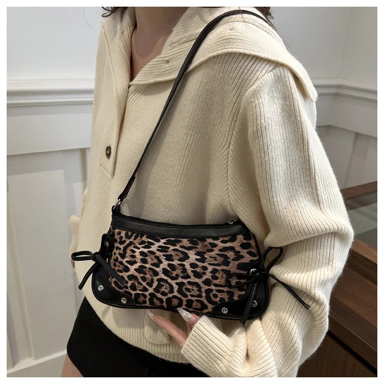 Nouveau sac sous le bras tendance, sac à bandoulière pour femmes, sac à main avec double nœud doux, sac pour dames, style rétro, sac à épaule féminin à motif léopard.