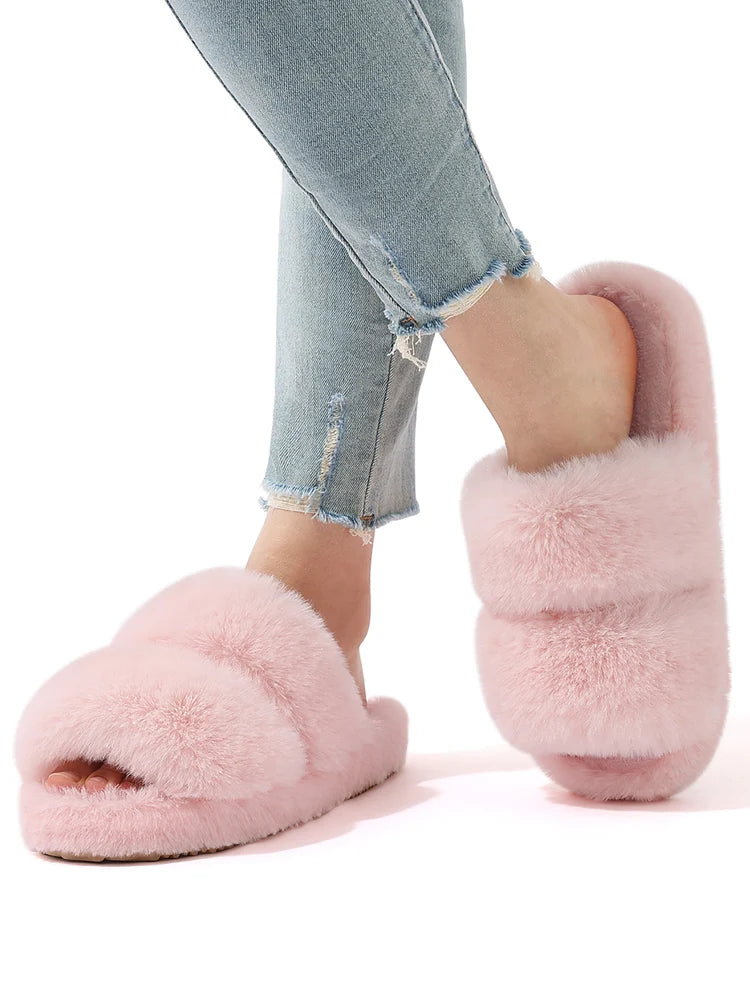 Evshine nouvelles mules à bout ouvert en fausse fourrure, chaussons d’intérieur chauds pour femme. Sandales d’intérieur tendance en peluche, confortables et moelleuses, chaussures de maison pour femme, chaussons d’hiver duveteux.