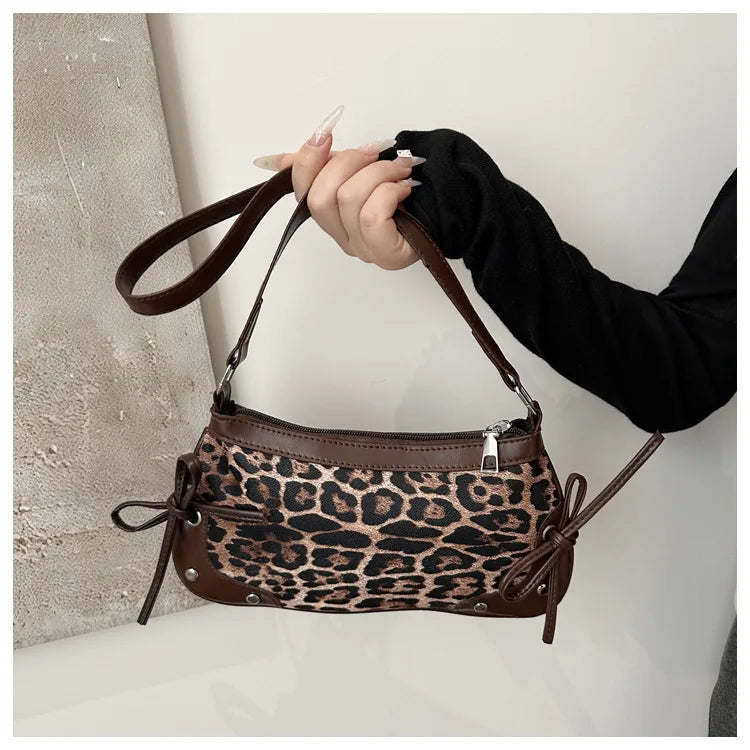 Nouveau sac sous le bras tendance, sac à bandoulière pour femmes, sac à main avec double nœud doux, sac pour dames, style rétro, sac à épaule féminin à motif léopard.