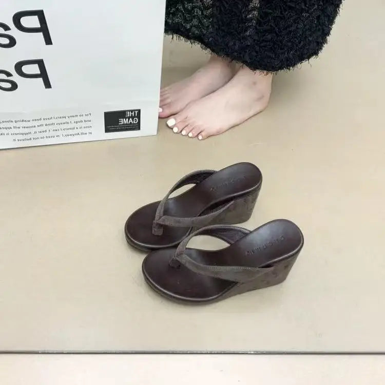 Pantoufles à talons compensés pour femmes, chaussures d'été confortables, Style de rue en plein air, tongs coulissantes Sexy imprimées léopard