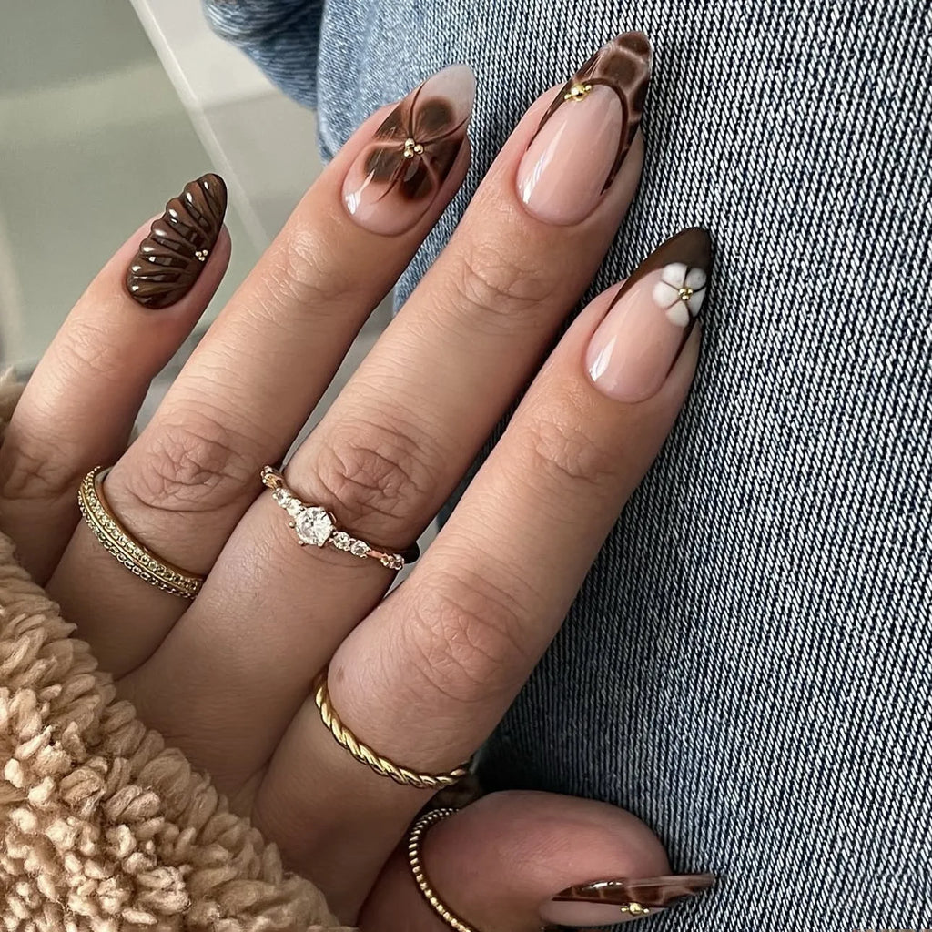 Faux ongles 3D pour femmes et filles, dégradé de fleurs en relief marron bleu avec strass, pointes d'amande d'automne et d'hiver à pression sur les faux ongles