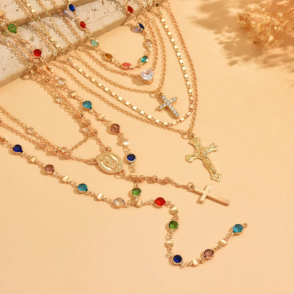 Ensemble de 5 colliers pendentifs croix superposés dorés avec strass colorés, style Y2K, réglables, bijoux de mode estivaux pour femmes
