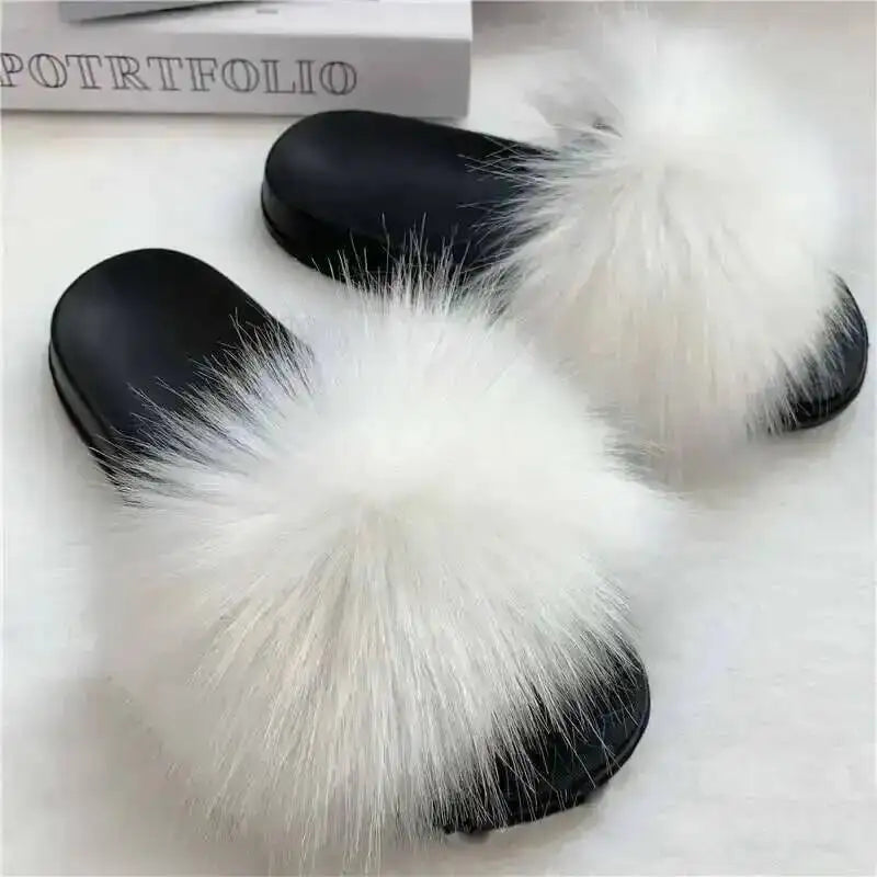 Chaussons d’été pour femme, mules fourrées d’intérieur. Tongs plates en peluche, sandales confortables et moelleuses pour femme, chaussures d’intérieur décontractées et douces pour la maison.