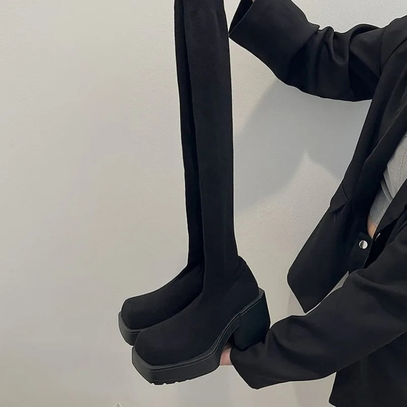 Bottes chaussettes au-dessus du genou pour femme, tailles 35 à 40. Modèle d’hiver en maille extensible, avec talons épais et plateforme. Bottes longues à enfiler, confortables et tendance pour femme.