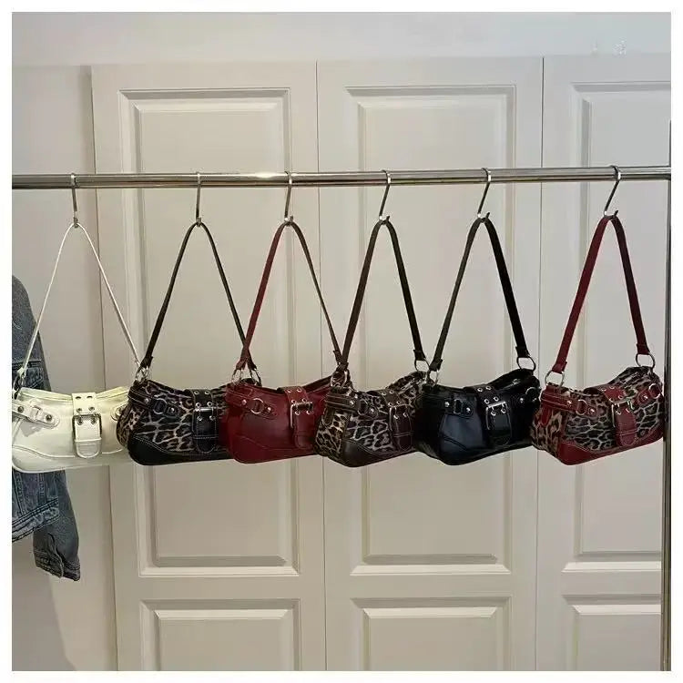 Sacs pour femmes 2025 – nouveau modèle tendance et polyvalent, sac rétro “hot girl” sous le bras, sac niche texturé en forme de croissant, sac à bandoulière simple ou porté en crossbody
