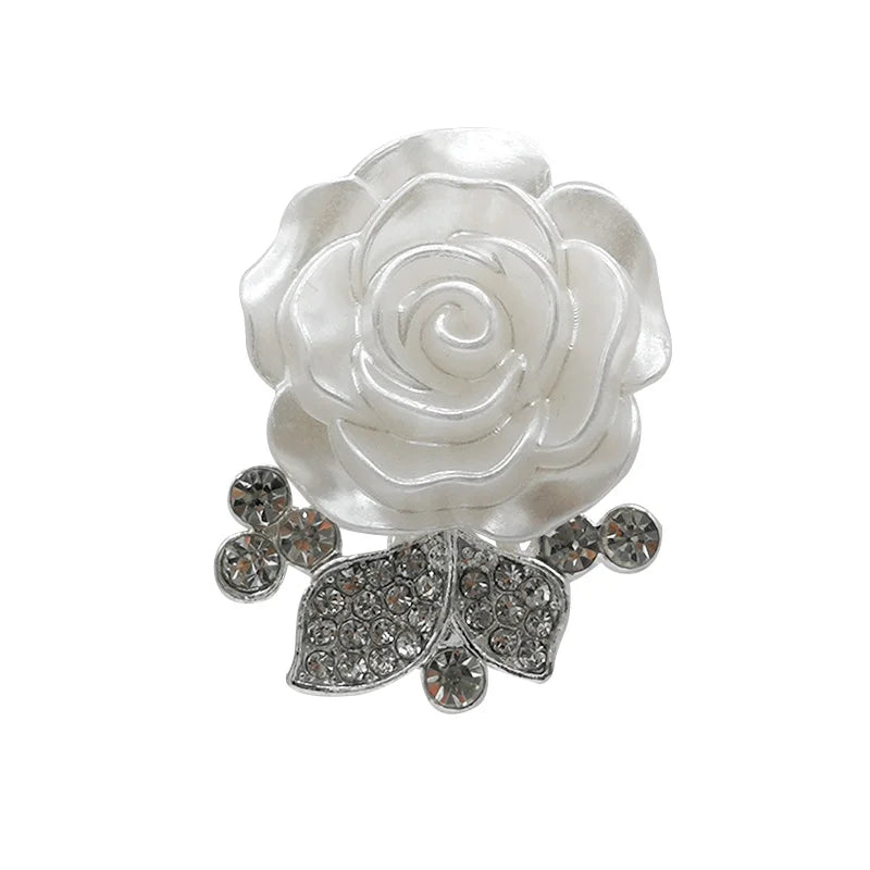 1 / 18 pièces de breloques en métal – Charms de style mode pour femmes et filles, design argenté. Motifs variés incluant parfum, cœur, fleurs et strass. Accessoires décoratifs pour chaussures, permettant de personnaliser et embellir vos sandales ou sabots