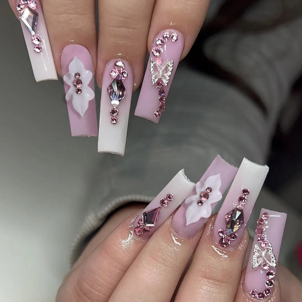 24 pièces – faux ongles longs carrés style français, design cœur 3D, ongles press-on avec strass, motif décoratif, faux ongles portables pour nail art