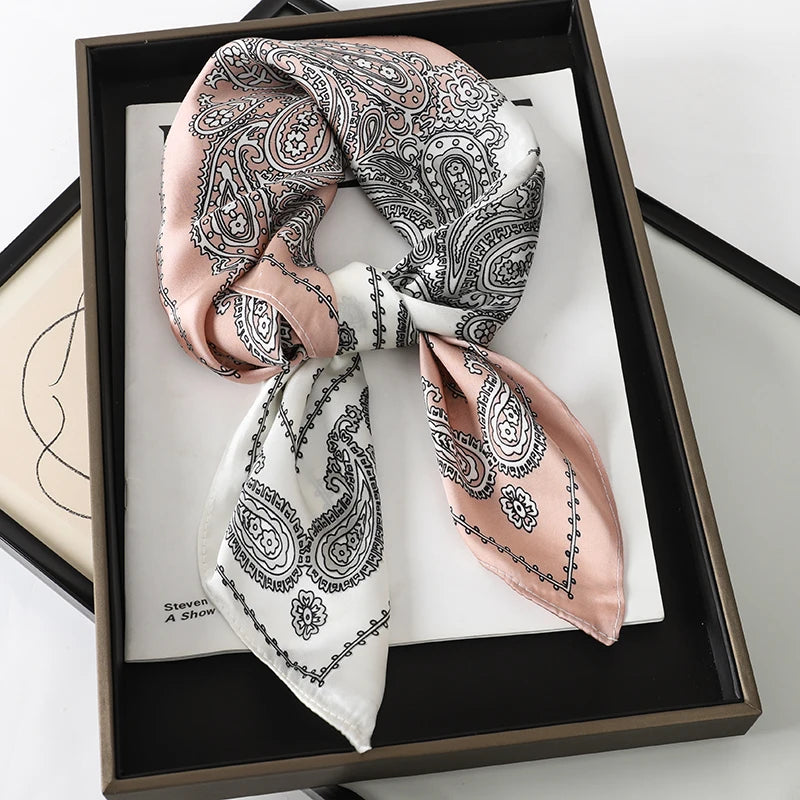 Écharpe Pashmina en soie imprimée pour femmes, châle carré, bandeau décoratif, Design de luxe, Bandana, nouvelle mode 70x70cm, 2026