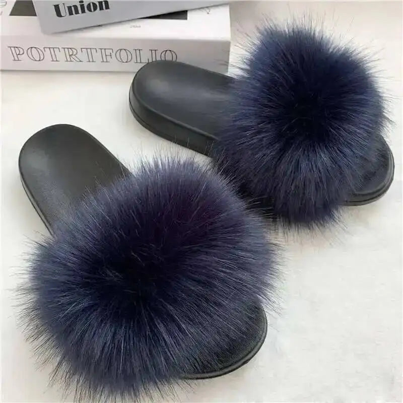 Chaussons d’été pour femme, mules fourrées d’intérieur. Tongs plates en peluche, sandales confortables et moelleuses pour femme, chaussures d’intérieur décontractées et douces pour la maison.