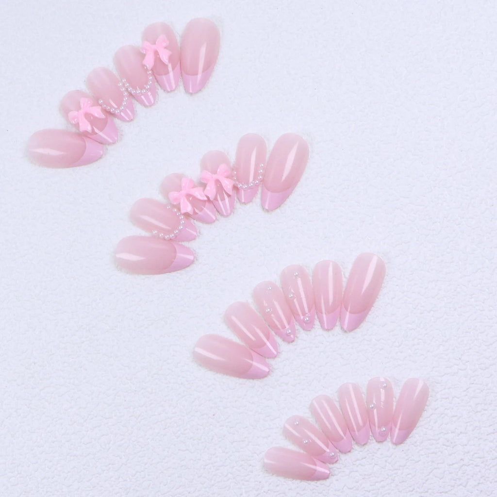 Faux ongles moyens avec pendentif à nœud 3d, 96 pièces, ongles acryliques en forme de cœur, strass, ongles pour femmes entièrement coupés