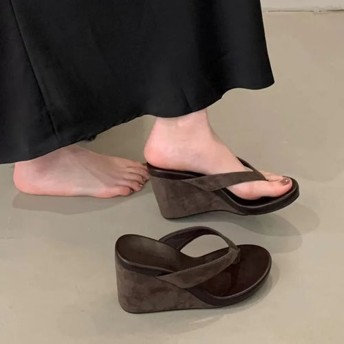 Pantoufles à talons compensés pour femmes, chaussures d'été confortables, Style de rue en plein air, tongs coulissantes Sexy imprimées léopard