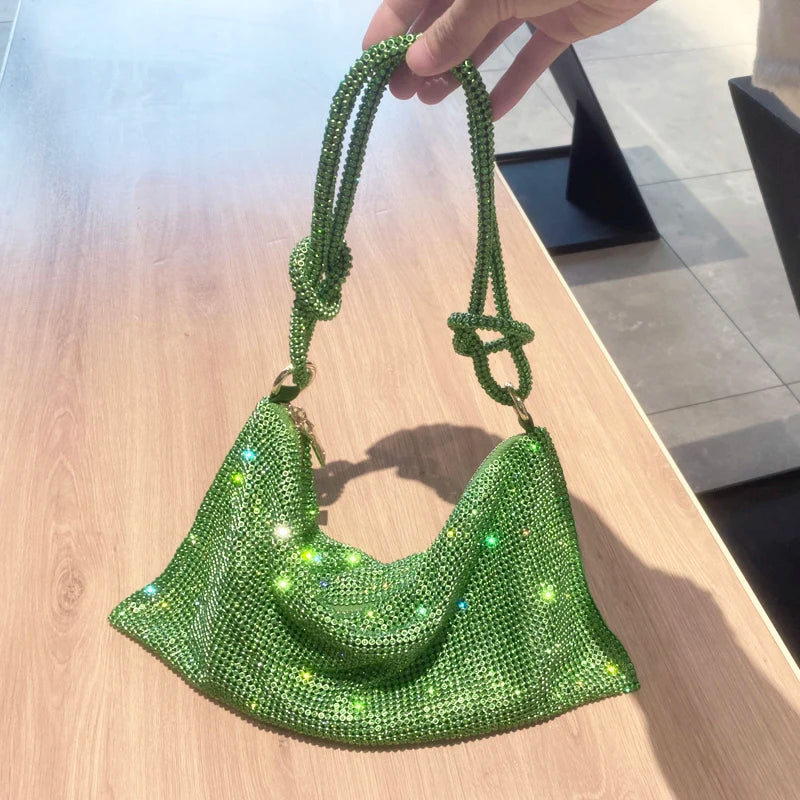 Sac à bandoulière type hobo de créateur de luxe, fait main, sac de soirée/clutch brillant avec strass, pochette en cristal, sac à main et sac hobo.