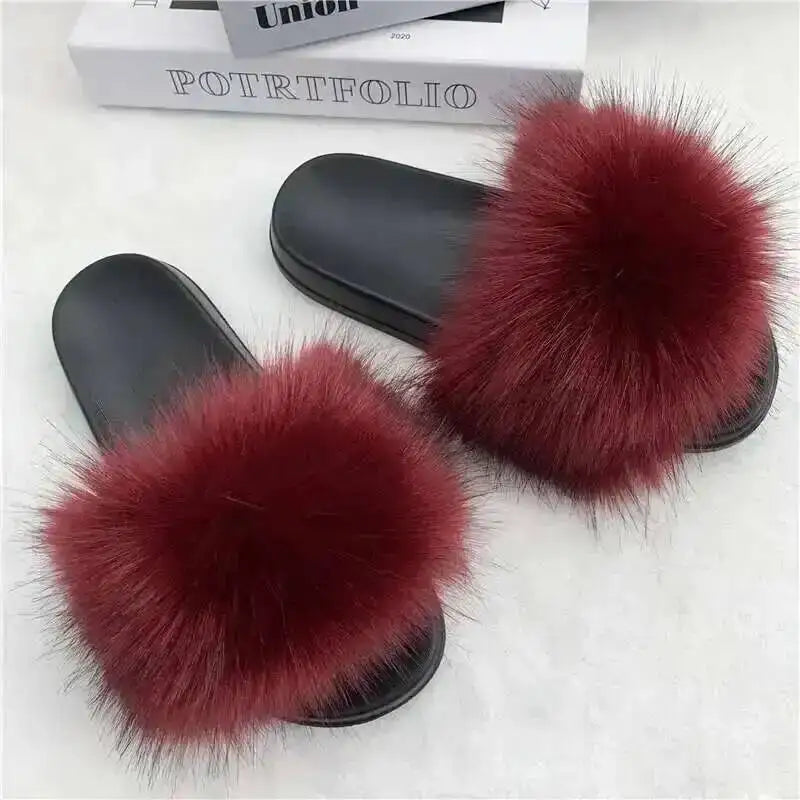 Chaussons d’été pour femme, mules fourrées d’intérieur. Tongs plates en peluche, sandales confortables et moelleuses pour femme, chaussures d’intérieur décontractées et douces pour la maison.