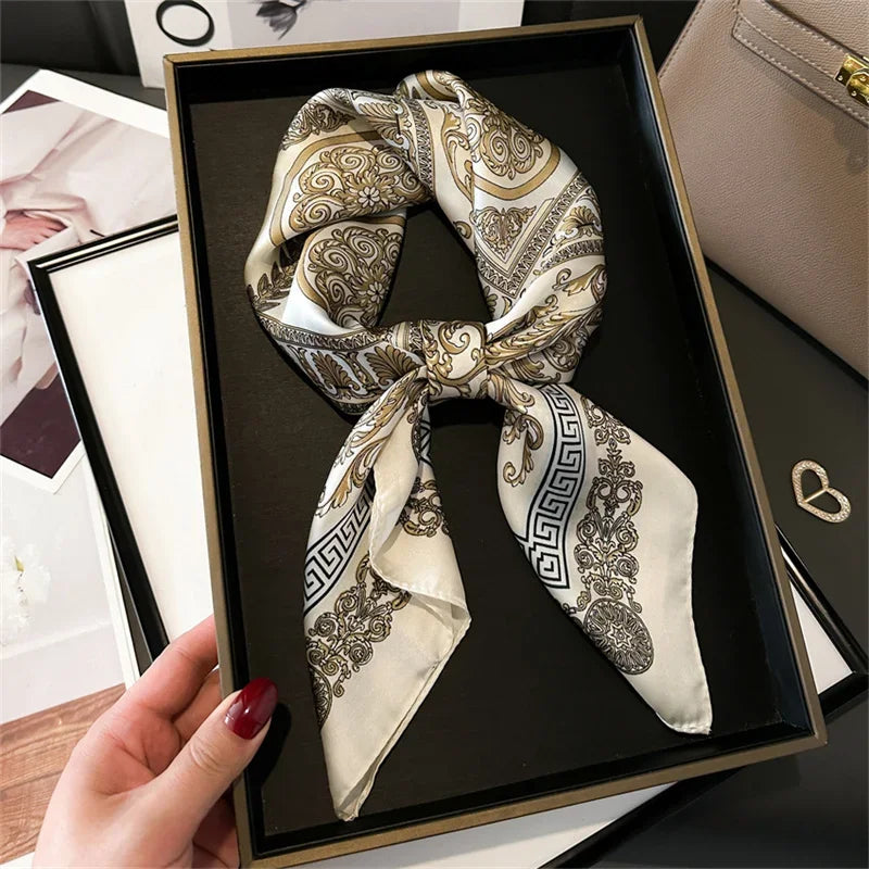 Écharpe Pashmina en soie imprimée pour femmes, châle carré, bandeau décoratif, Design de luxe, Bandana, nouvelle mode 70x70cm, 2026