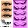 Cils GROINNEYA “Fluffy Cat” – Faux cils 3D effet vison (mink synthétique), doux, épais et volumineux. Cils complets avec effet vaporeux (wispy) et légèrement recourbé, pour un regard allongé type “œil de chat”.
