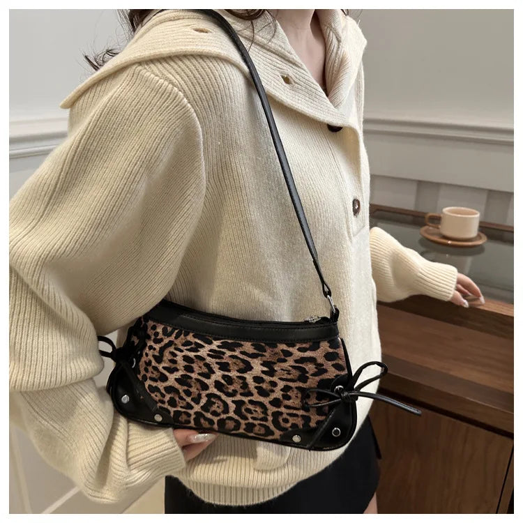 Nouveau sac sous le bras tendance, sac à bandoulière pour femmes, sac à main avec double nœud doux, sac pour dames, style rétro, sac à épaule féminin à motif léopard.