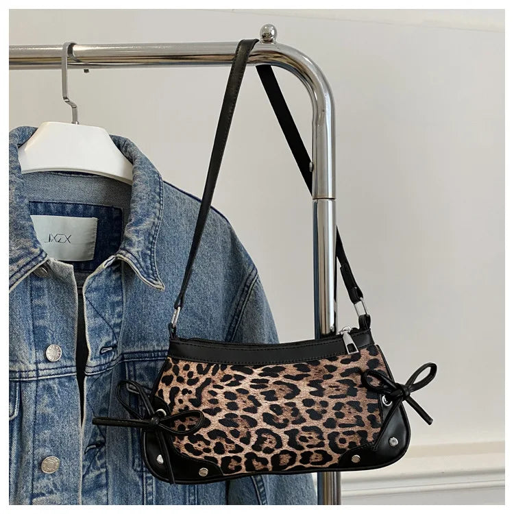 Nouveau sac sous le bras tendance, sac à bandoulière pour femmes, sac à main avec double nœud doux, sac pour dames, style rétro, sac à épaule féminin à motif léopard.